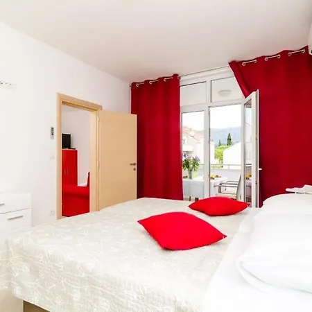 Eva Apartment *