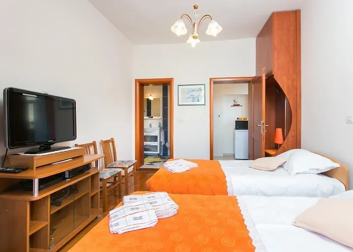 Eva * Ντουμπρόβνικ