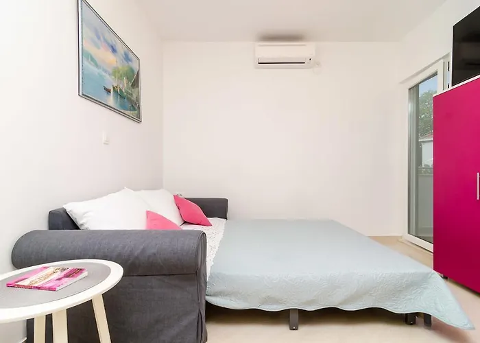 Eva * Ντουμπρόβνικ